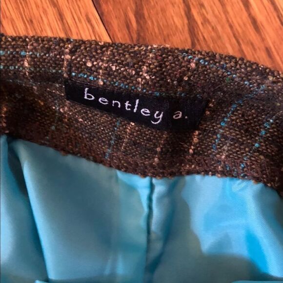 Size 2 Bentley a. Skirt - Picture 4 of 6